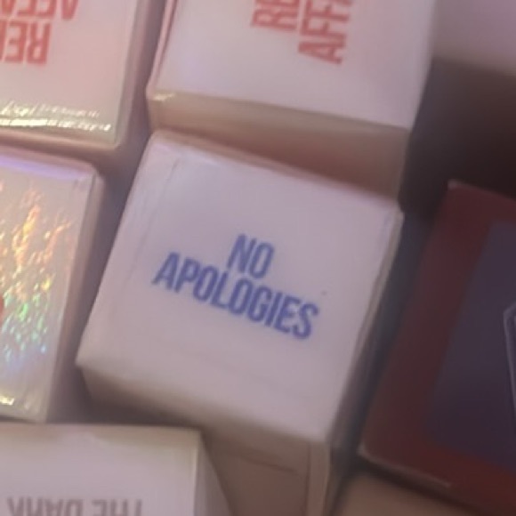 Jeffree Star Supreme Gloss - Pink - Picture 8 of 12